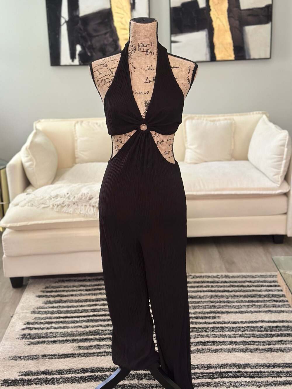 Massmode Premium Line Black Ribbed Cutout O-Ring Halter Jumpsuit